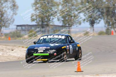 media/May-01-2022-CalClub SCCA (Sun) [[03a481c204]]/Group 1/Qualifying (I5)/